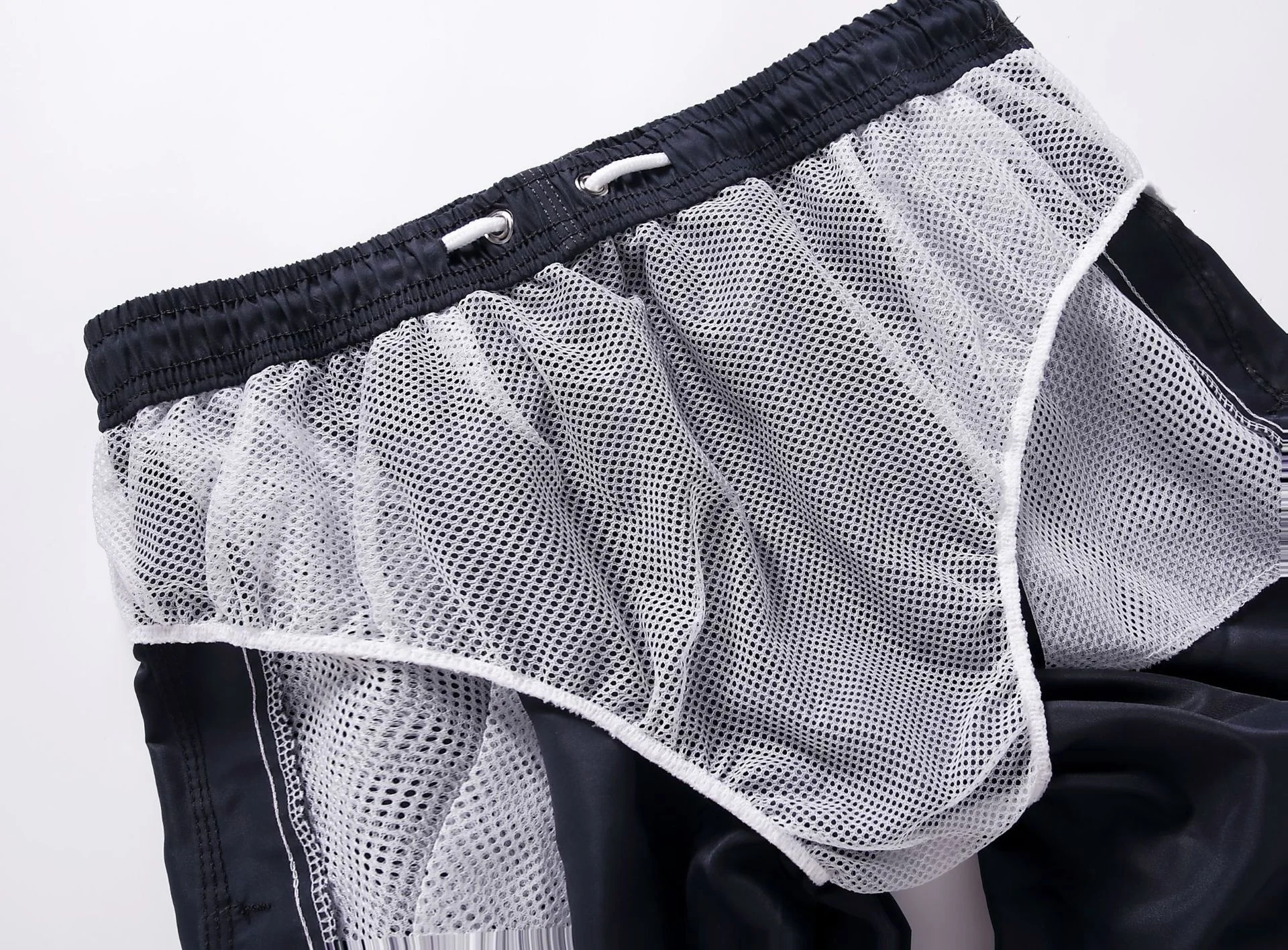 13 Colors 100% Polyester Men Summer Solid Color Beachwear Inside Mesh Wholesale Trunk Men's Swim Shorts948_voghion.com