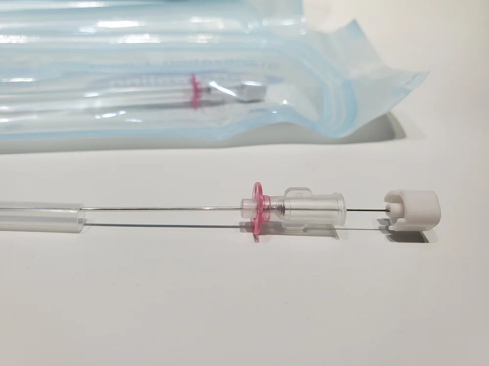 High Quality Cat Catheter with stylet and Cat Cather without stylet