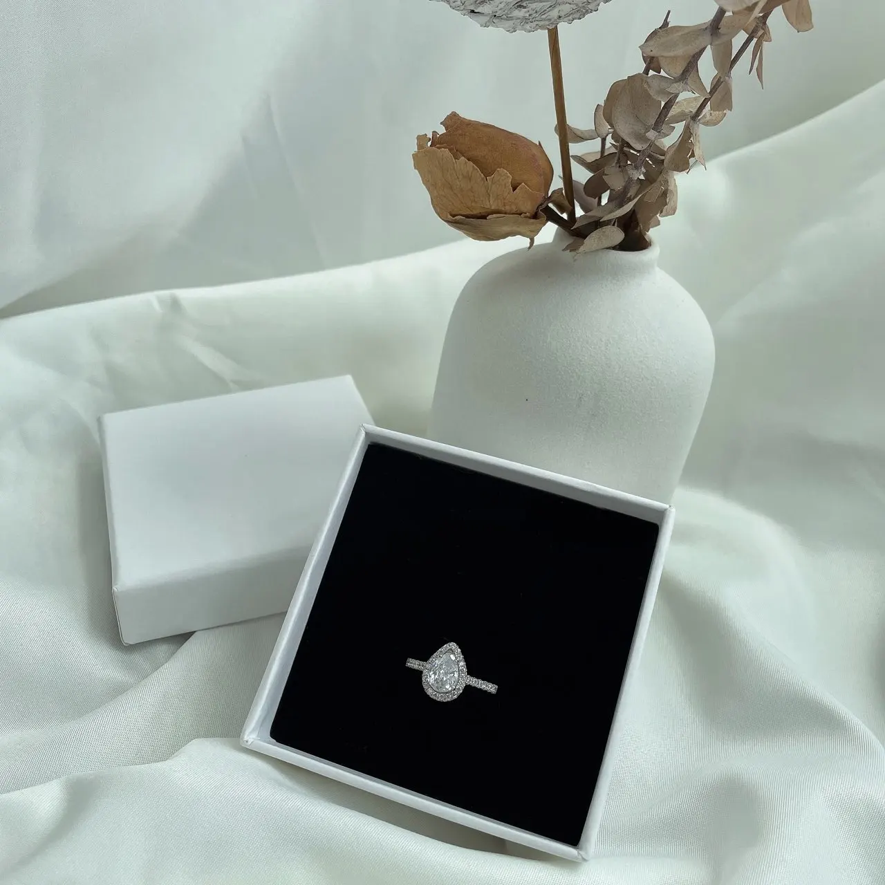 KAKODIY High Quality Ring Fashion Luxury Ring Engagement Women's Pear Shape Wedding Ring Silver Zircon detail 7