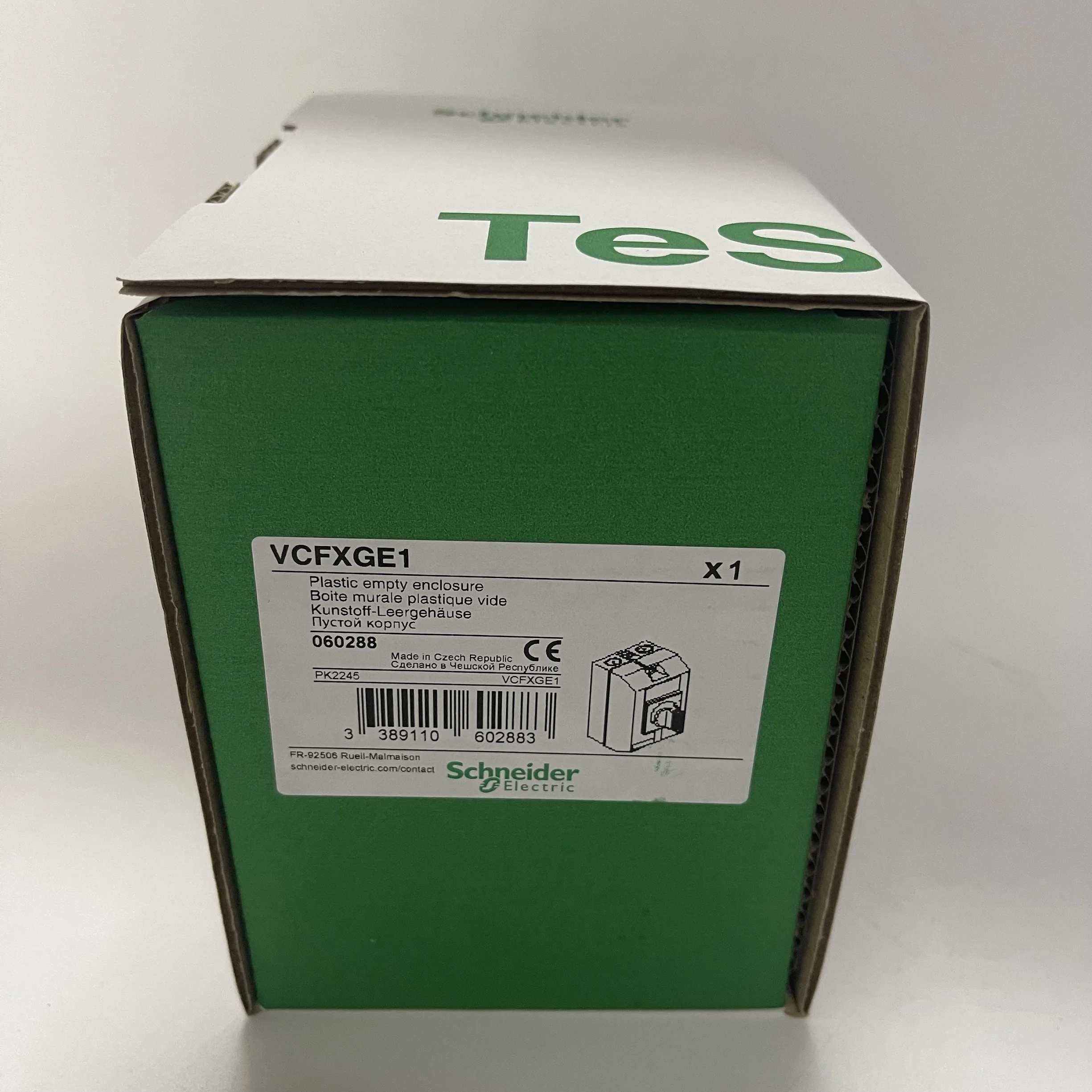 Schneider Plastic Empty Enclosure VCFXGE1 Schneider Plastic Empty Enclosure VCFXGE1