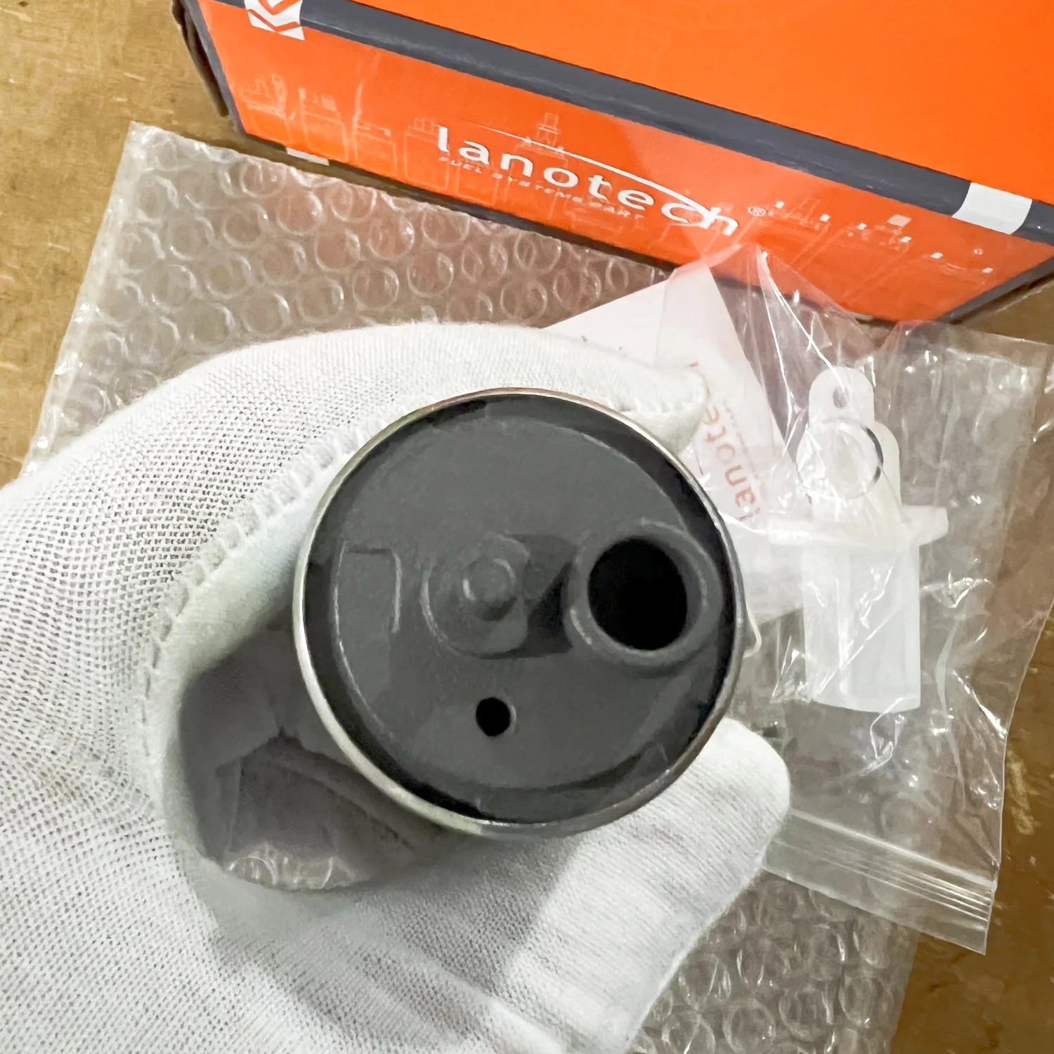 あ スズキ船外エンジン燃料ポンプ15200-92J00および15200-92J20のため