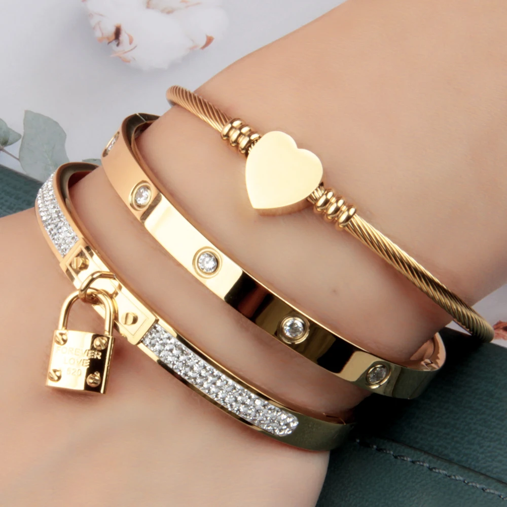 Wholesale High-quality gold-plated jewelry gift hanging small lock heart-shaped accessories stainless steel bracelet From m.alibaba.com
