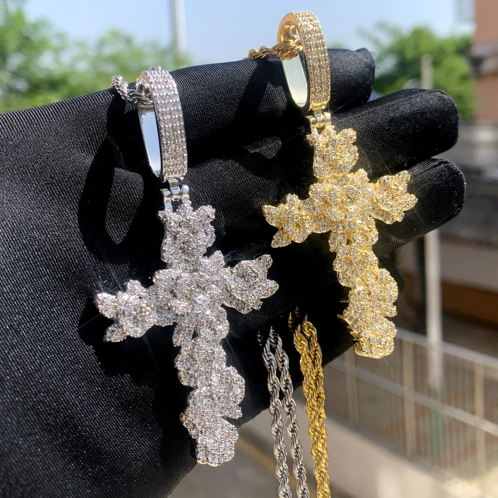 SNZM Collana con ciondolo a forma di croce con fiori di rosa in oro bianco/ rosa, regalo di San Valentino per lei e ragazze, regalo di compleanno per sua mamma e moglie, Rame