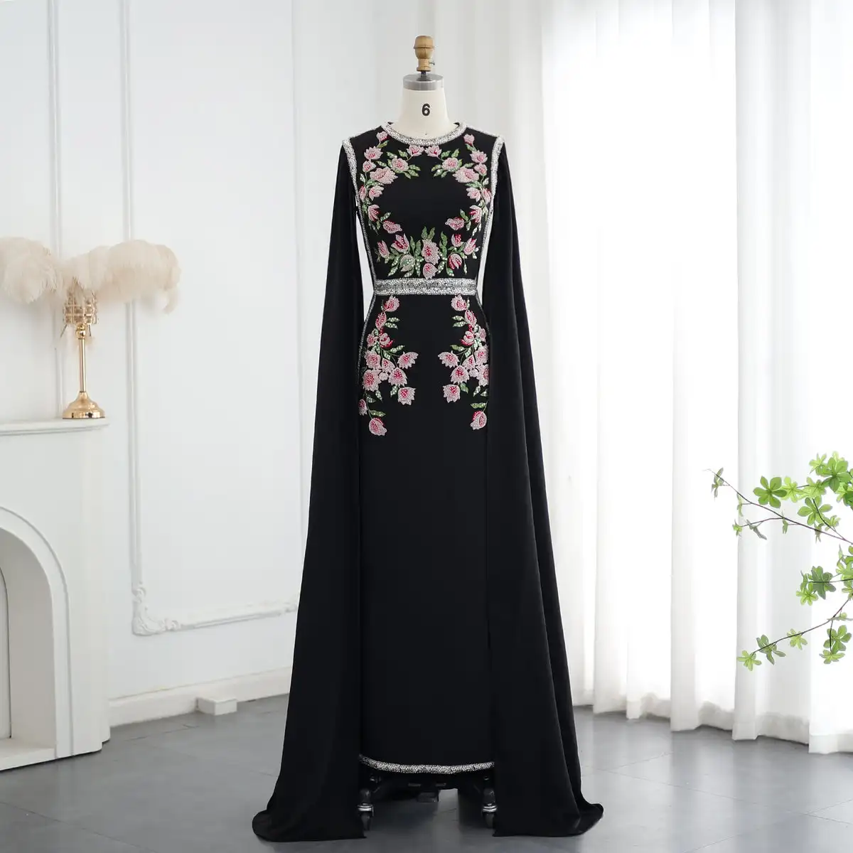 Wholesale Embroidered Beaded Black Evening Dress Wedding Party Gowns,1 Piece