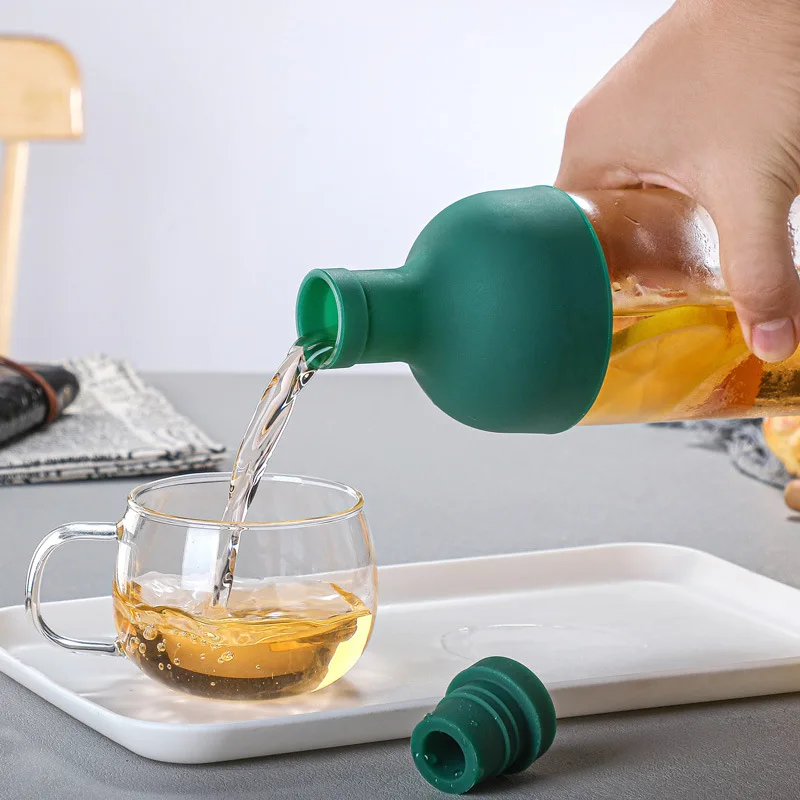 Стеклянный фильтр в японском стиле для холодного чая вина с силиконовой крышкой 750