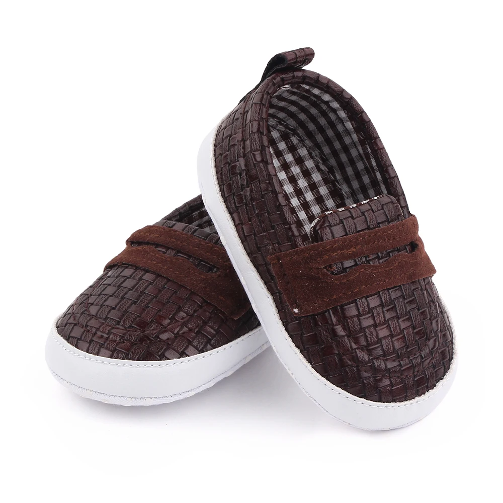 High Quality Soft Sole British Style Solid Color Boys' Moccasins supplier