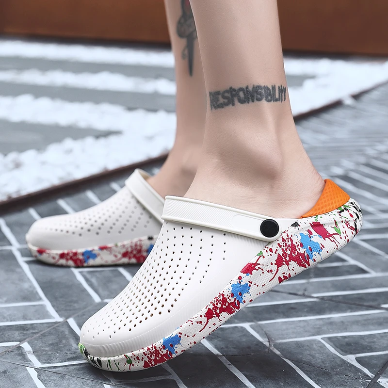 
 2021 для мужчин; Модные пляжные сандалии; Сезон лето; Мужская повседневная обувь без шнуровки и молнии на малышей, обувь, Тапочки, 7 видов цветов размеры 36-46 унисекс водонепроницаемого материала; Водонепроницаемая обувь пляжные сандалии  