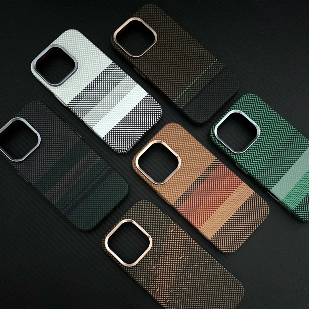 Laudtec Customize Graphic Metal Lens Carbon Fiber PC Mobile Protective Phone Cover Magnetic Phone Case  For iPhone 17 Air Promax