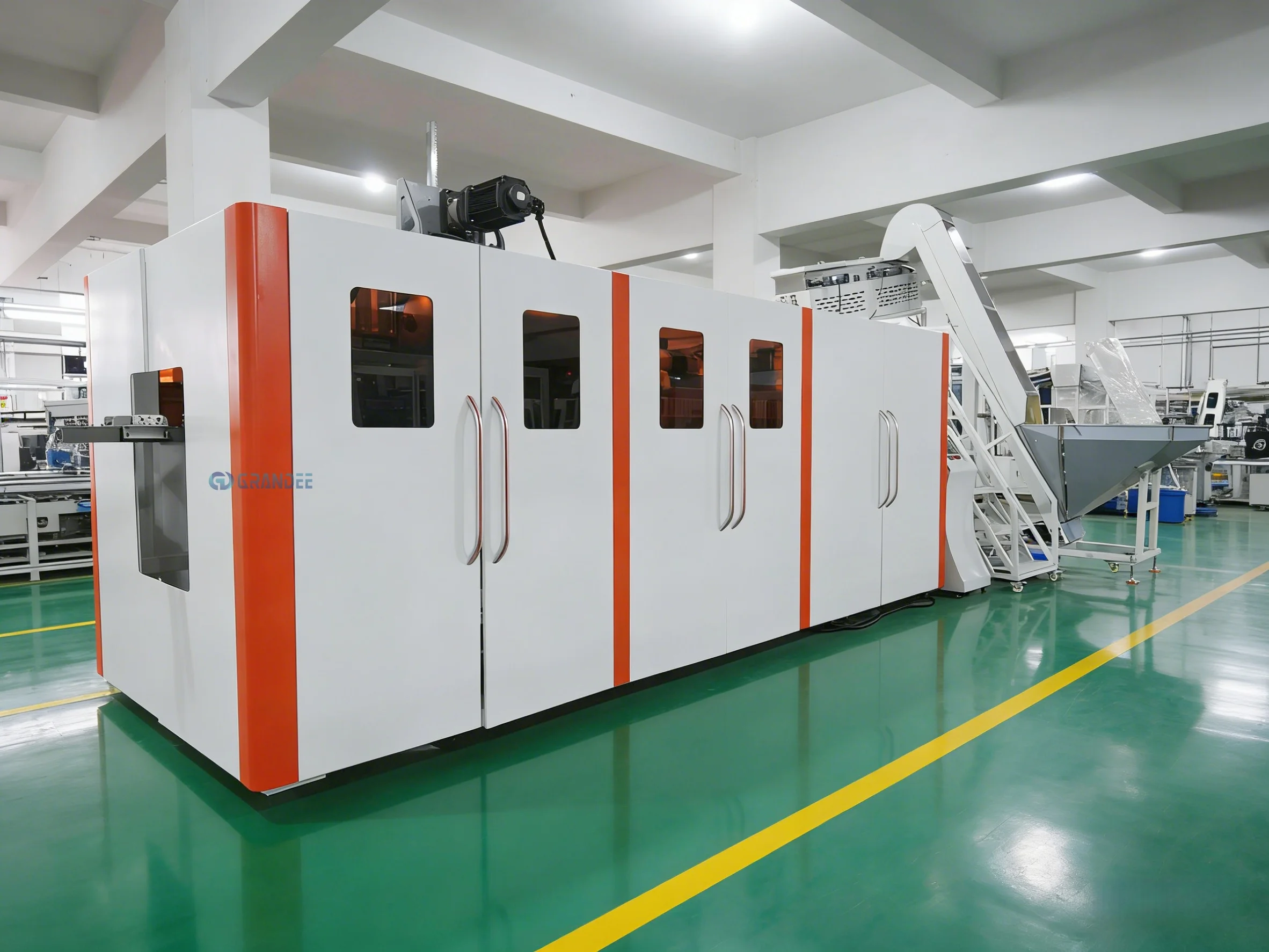 product high speed 6 cavity variable pitch blow molding machine for water beverage bottle blowing production line-3