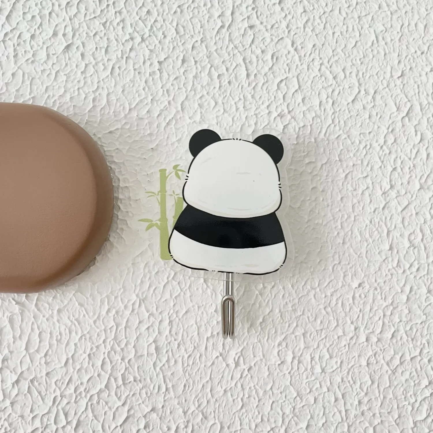 Door novelty hooks Panda gift behind door bathroom novelty hooks Cute acrylic traceless novelty hooks no punch factory