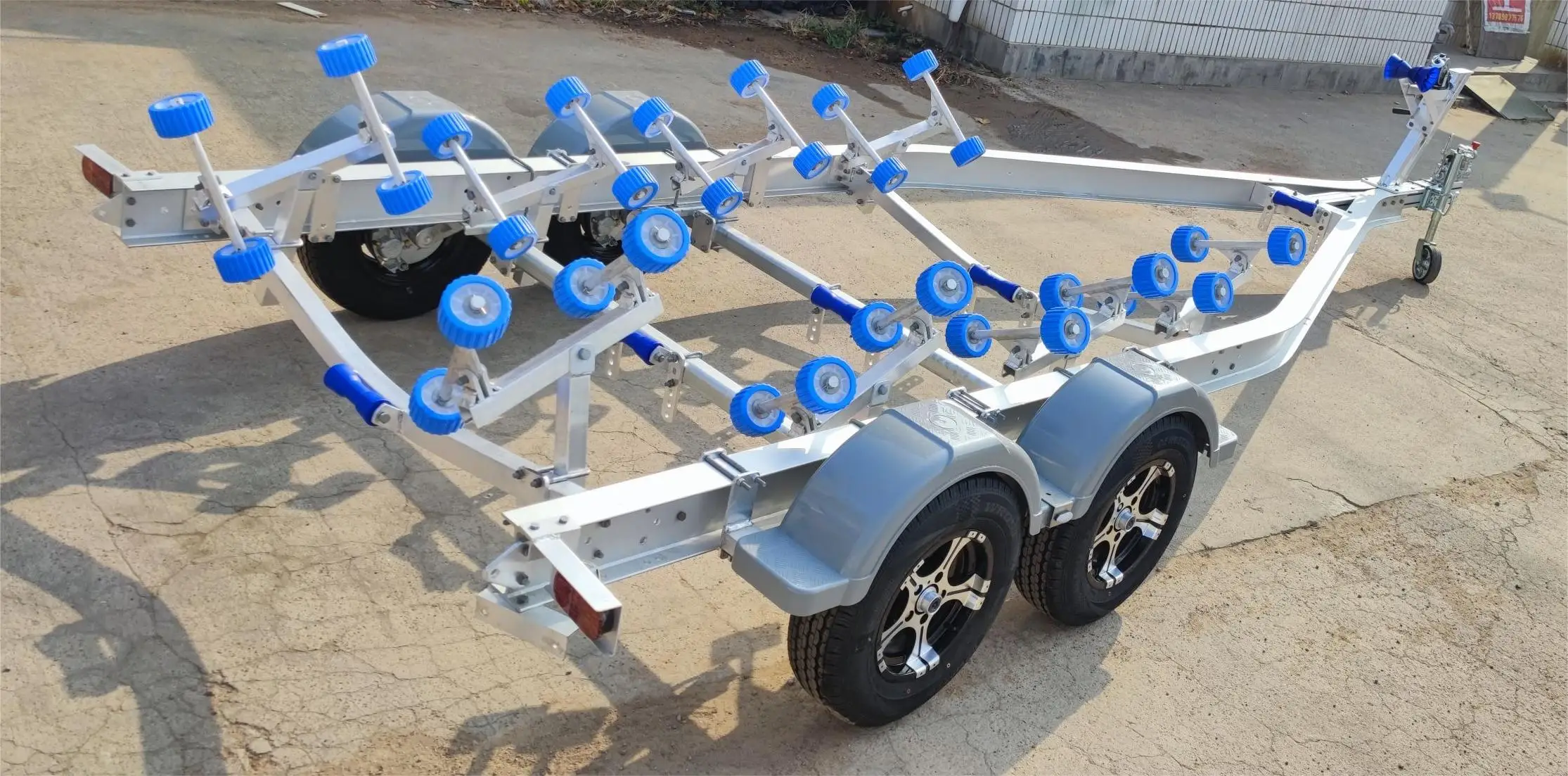 Polyglide Bunks 20ft tandem Axle Poly Bunks Aluminum Boat Trailer| Alibaba.com