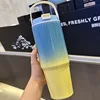 El azul se desvanece en amarillo