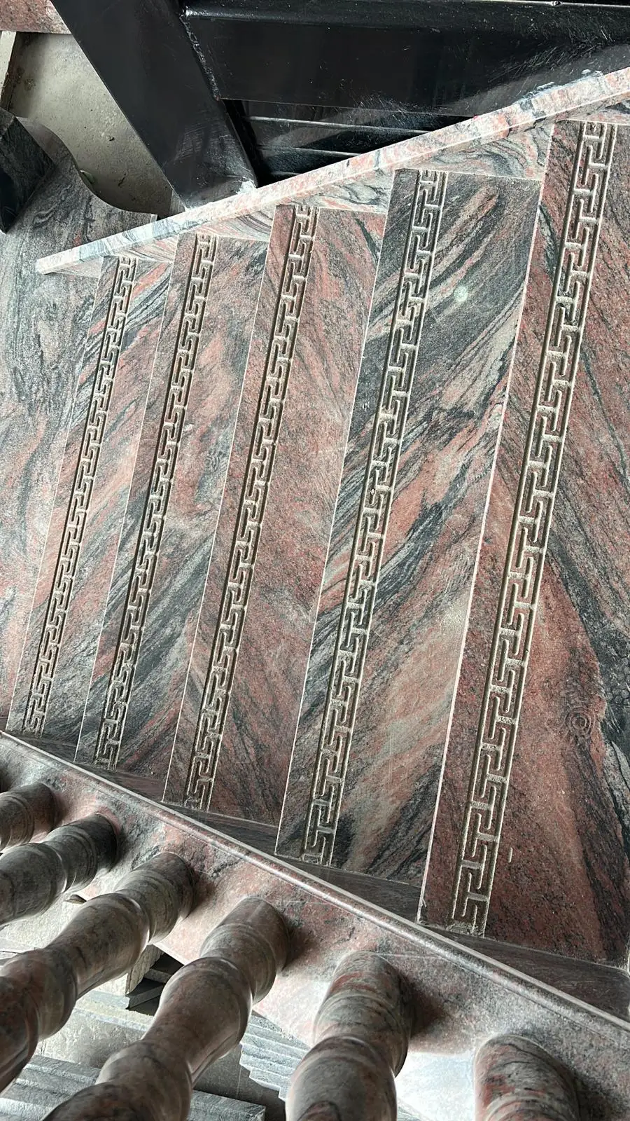 Cheaper Multicolor Red Granite Polished Rough River Granite Slab  for Outdoor Paving Indian Juparana Rosa Aurora Granite