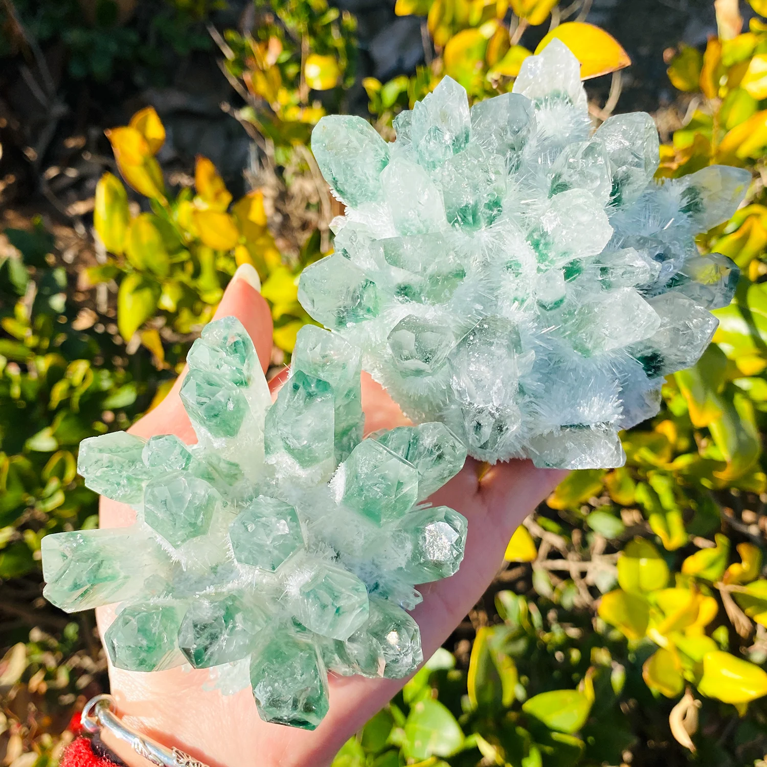 天然大型レイキロックグリーンクォーツクリスタルクラスター生