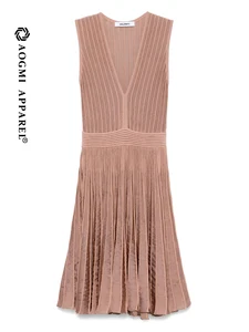 Luxury Ladies A-Line Gown V-Neck Sleeveless Satin Lace Midi Dress Breathable Eco-Friendly