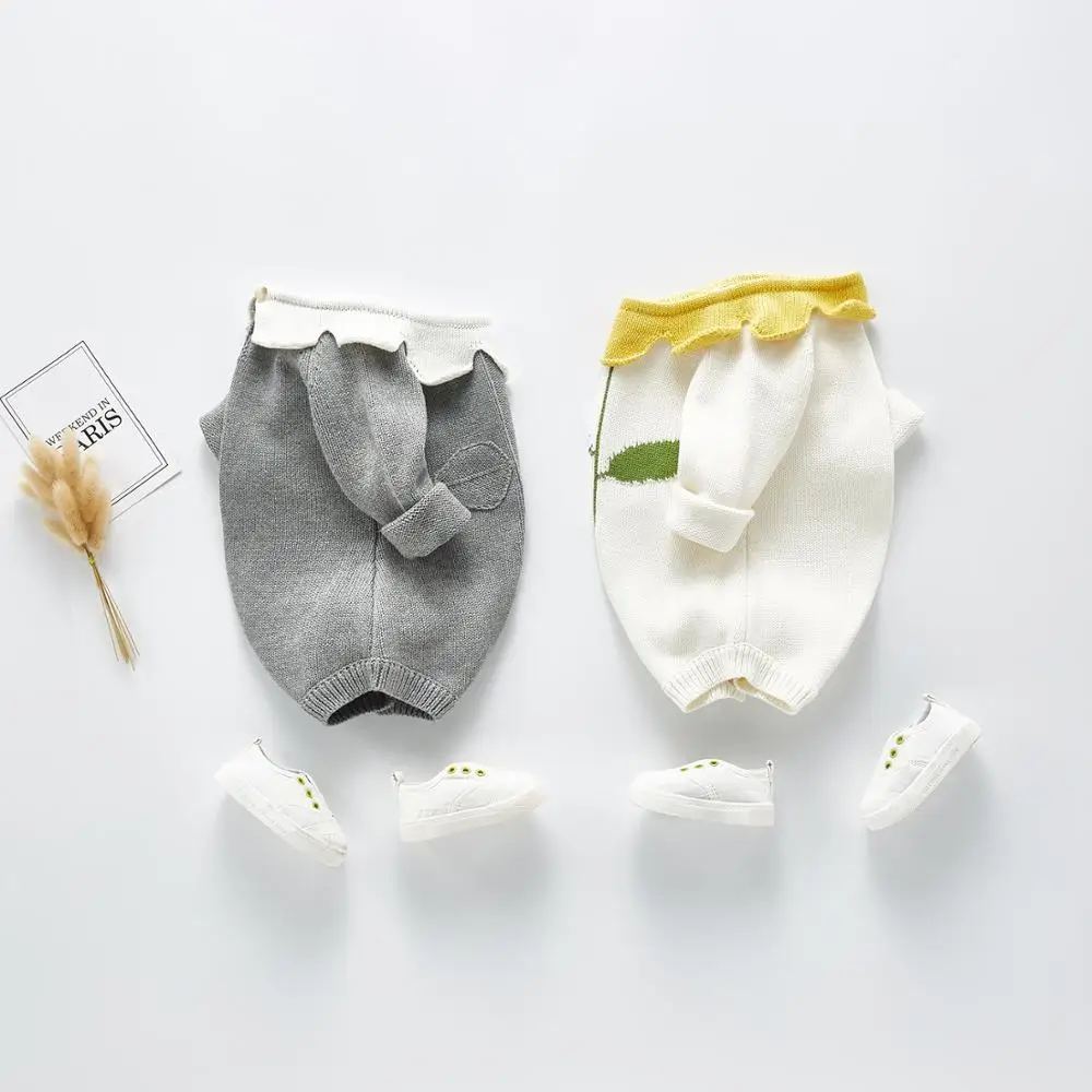 Petal Shape Collar Baby Vintage Long Sleeves Romper Baby Knitted Romper