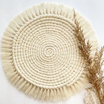 Wholesale Luxury Macrame Boho Fringed Cotton Woven Placemats Pads Handmade Dining Table Mats for Home Weddings Trivet