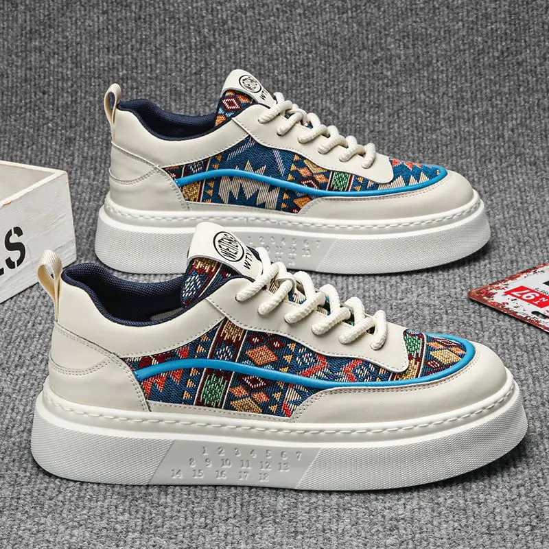 New Breathable Casual Design Sensory Skateboard Shoes for Men's Sports Thick Sole Elevated Canvas Men's Shoes Men's Board Shoes
