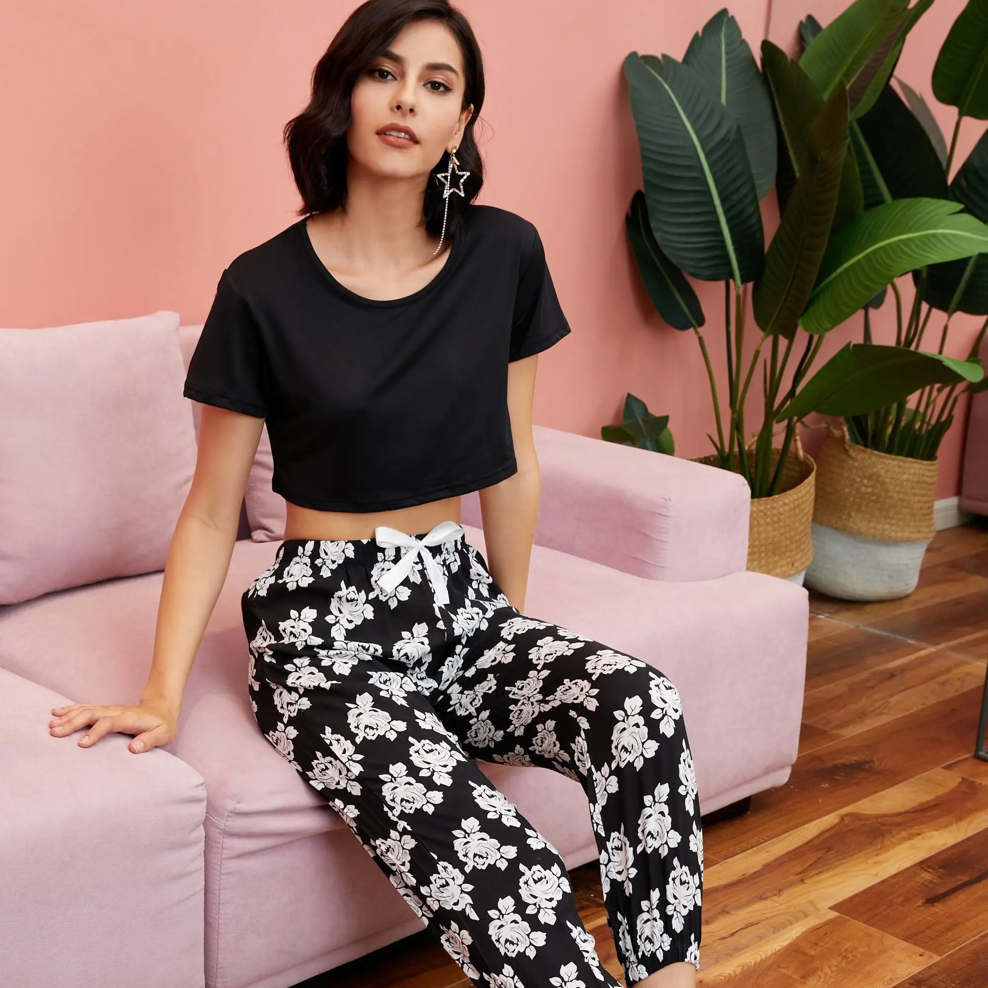 Wholesale Crop Tops Floral Pants Pjs 