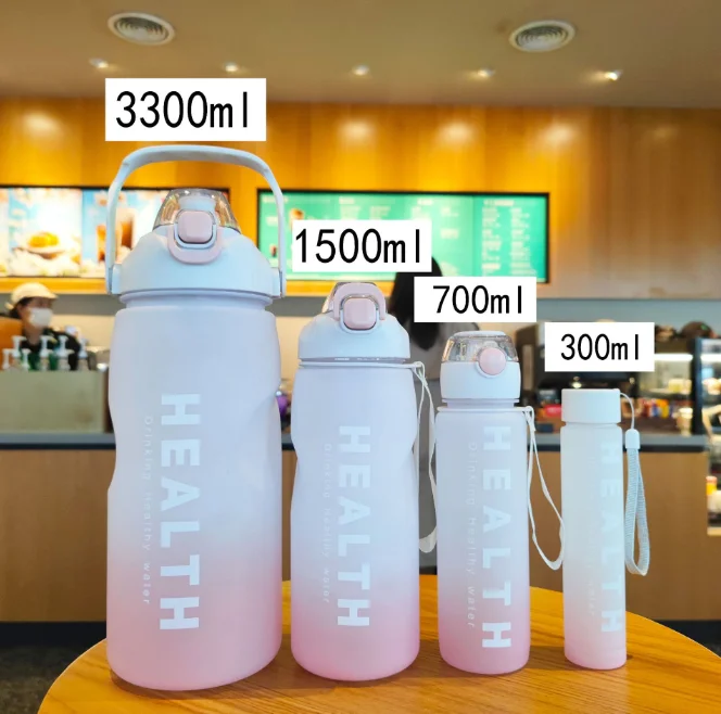 New Design Custom Logo Men Women Fitness Gym Sports Water Bottles Set 4pcs Plastic Motivation Water Bottle With Time Marker