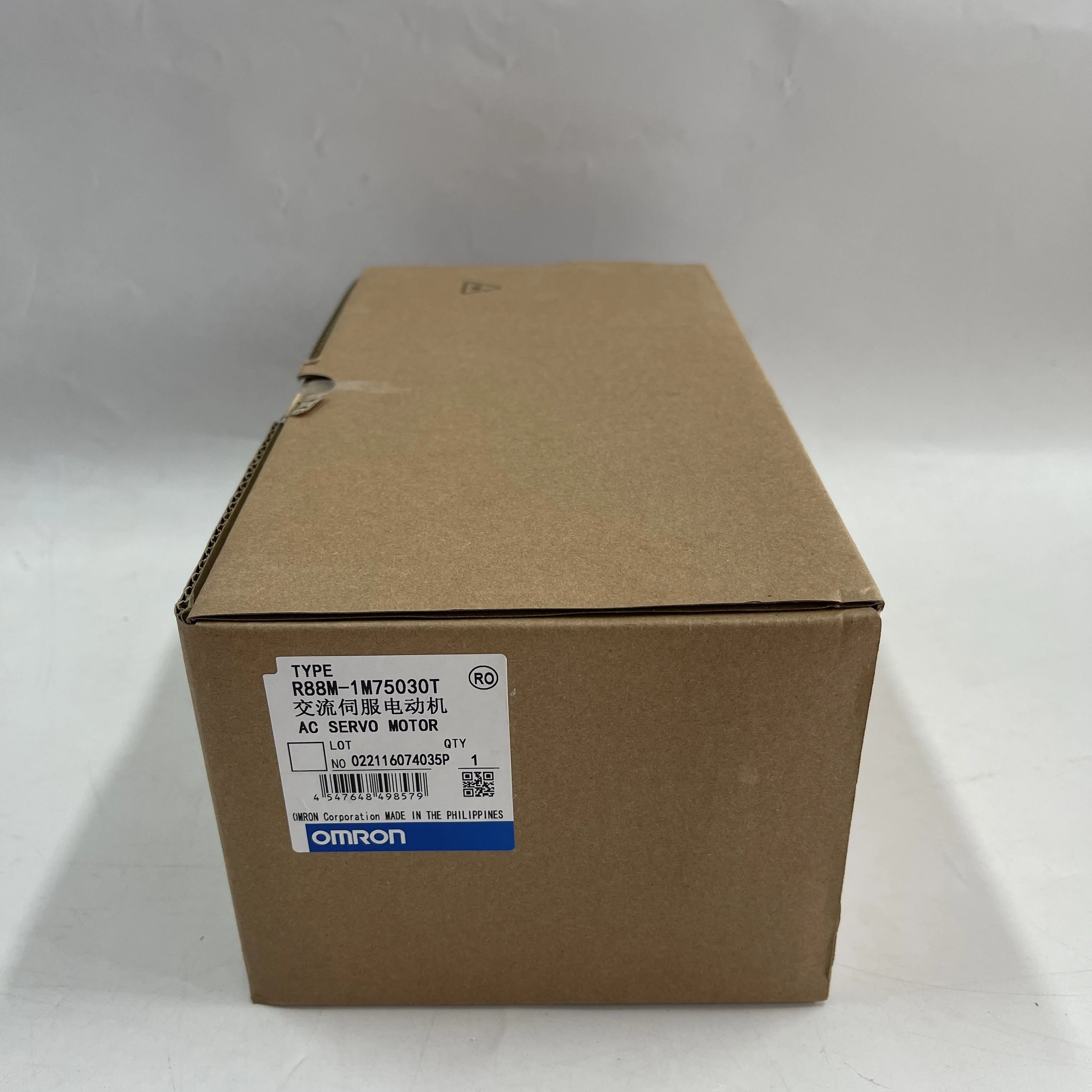 Omron AC Servo Motor R88M-1M75030T Omron AC Servo Motor R88M-1M75030T