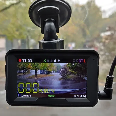 Interfaccia gestione doppia telecamera (front e rear) e sensori di parcheggio su unic oattacco CAM
