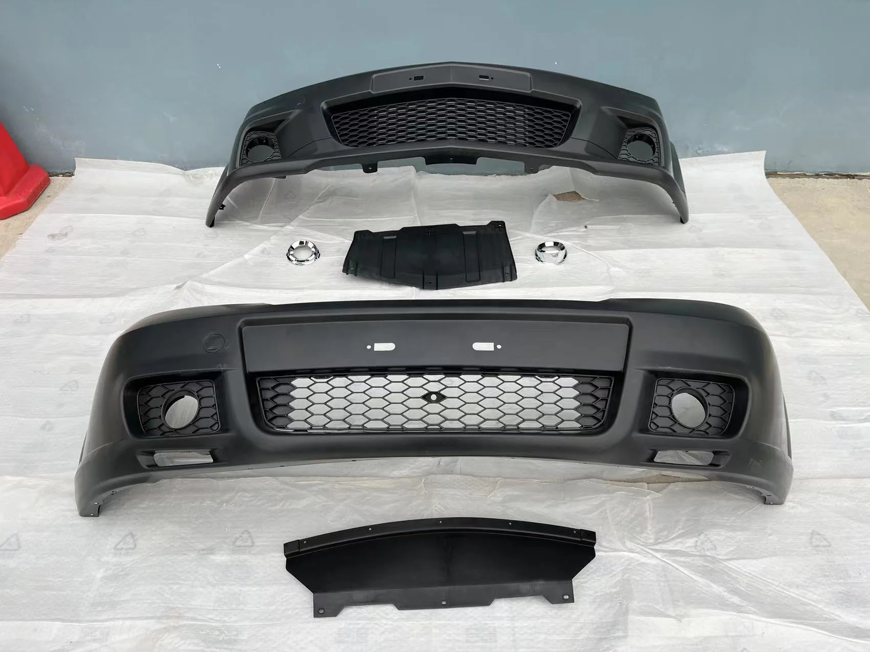 FRONT BUMPER OPEL ASTRA G < INFERNO > Not primed, Our Offer \ Opel \ Astra  \ G (Mk2) [1998-2009] Opel \ Astra \ G (Mk2)
