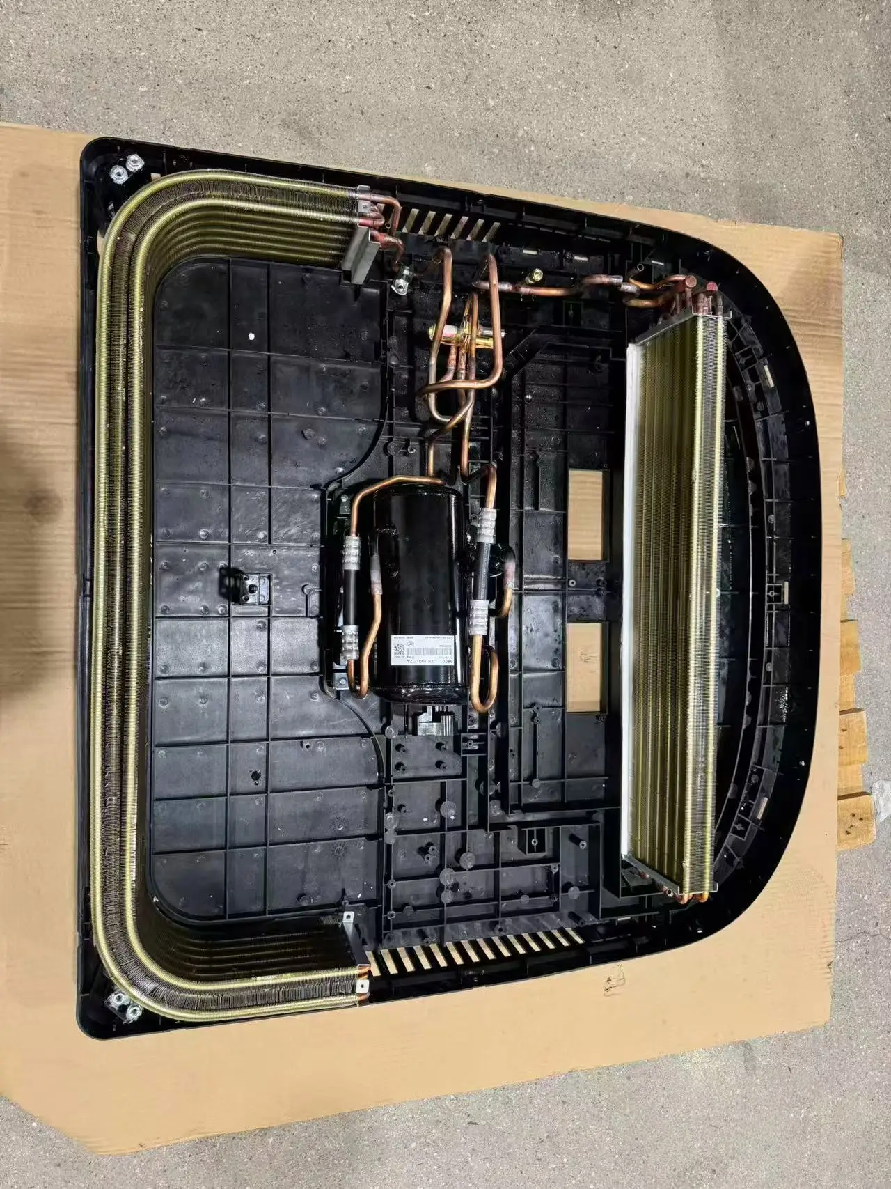 Radiator Roof Top Air Conditioner for Trucks Forklifts Cars-12V/24V/30-90V  