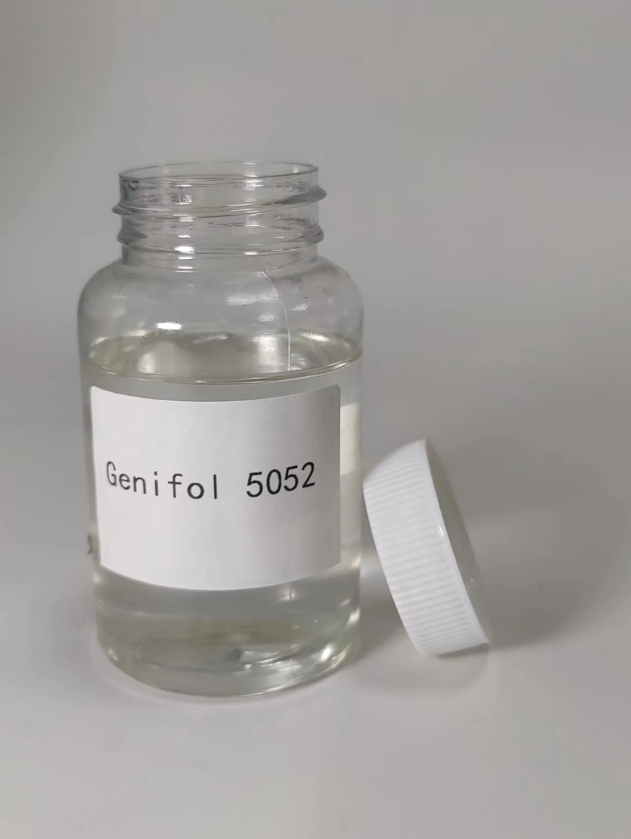 Многофункциональный Гидрофобный эмульгатор использующий в воде металлическую рабочую жидкость для резки металла добавки рабочей