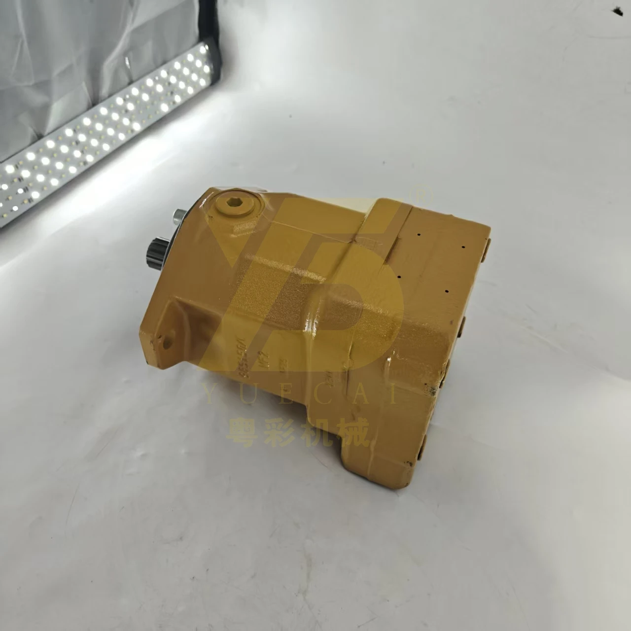 YUE CAI Excavator 345C 2668034 266-8034 Hydraulic Gear Pump Fan Motor