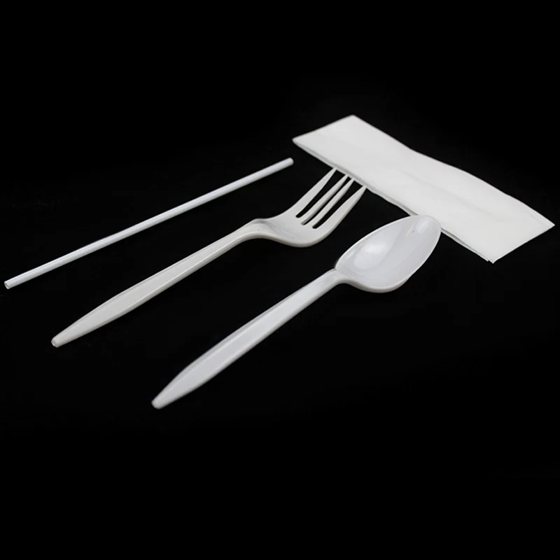 D:12mm Plastic Piercing Straw (L:18cm) - D:12mm Plastic Piercing Straw, Made in Taiwan Compostable Forks & Spoons Manufacturer