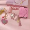 Reloj cuadrado rosa (con correa)