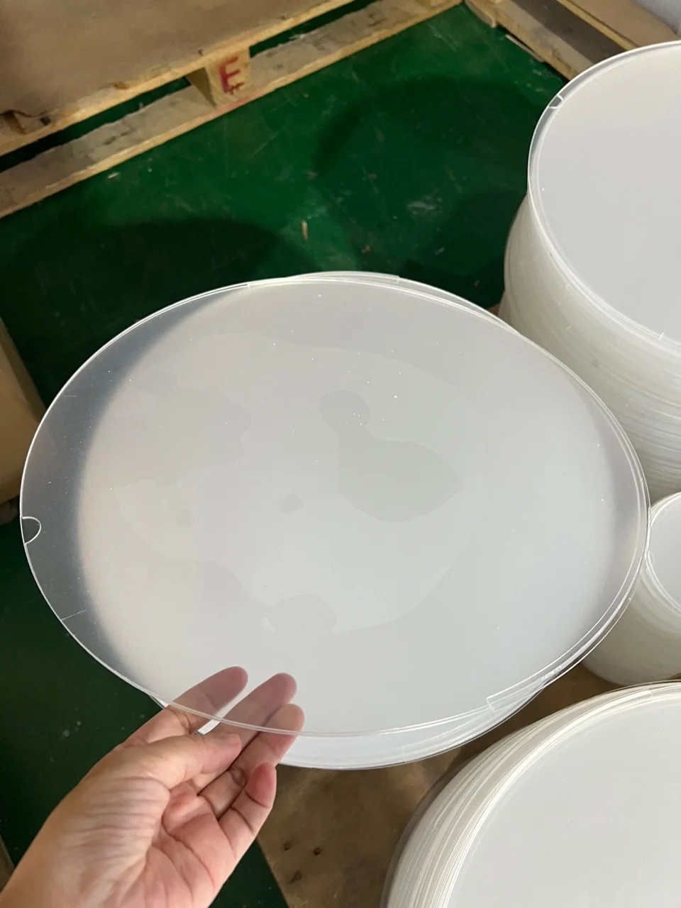 Custom Gloss Finish Round Paper Insert Acrylic Table Placemats And Coasters Multi Lucite