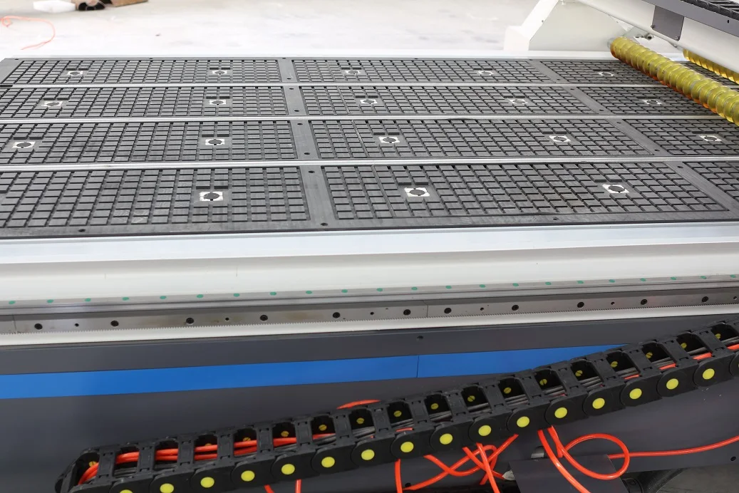 4*8 wood cnc router with pressure wheel 4*8 wood cnc router with pressure wheel wood cnc router,cnc router 1325,wood engraving machine