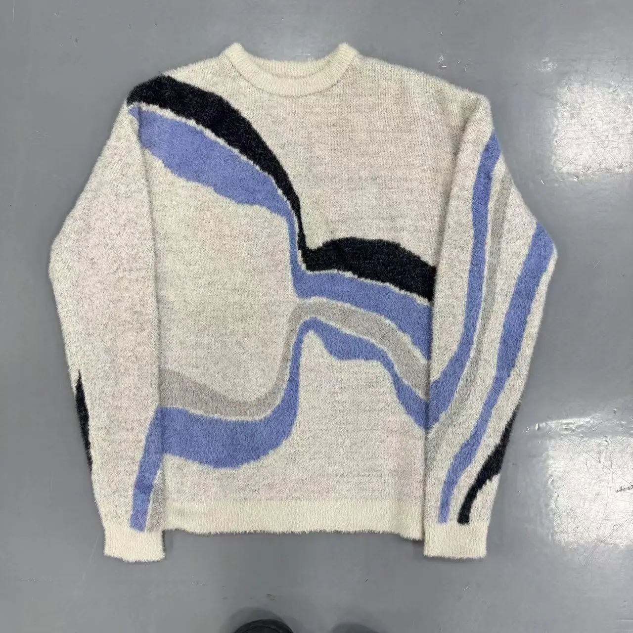 Custom OEM & ODM Logo Anti-Wrinkle Winter Knitwear Crew Neck Alpaca Wool Jumper Soft Men Knitted Sweater Front Pattern