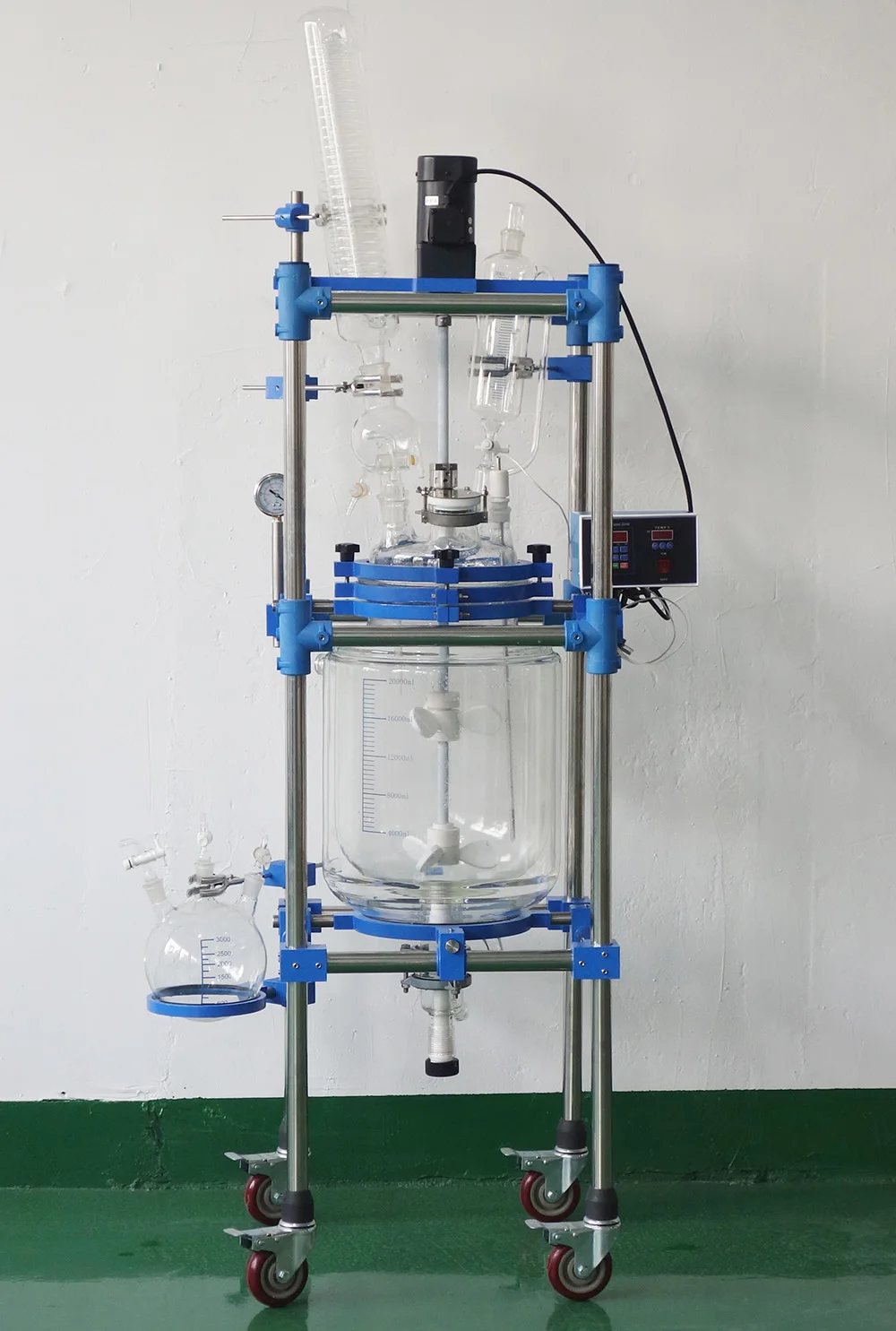 50l -100l Double Layer Jacketed Glass Chemical Reactor For Laboratory factory