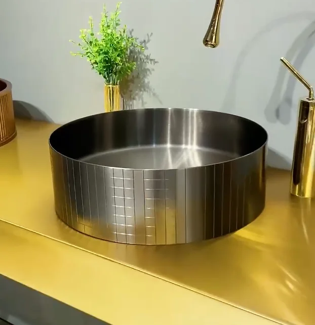Luxury Modern Bathroom Wash Basin Stainless Steel Countertop Sink Easy Clean Feature Round Multicolor