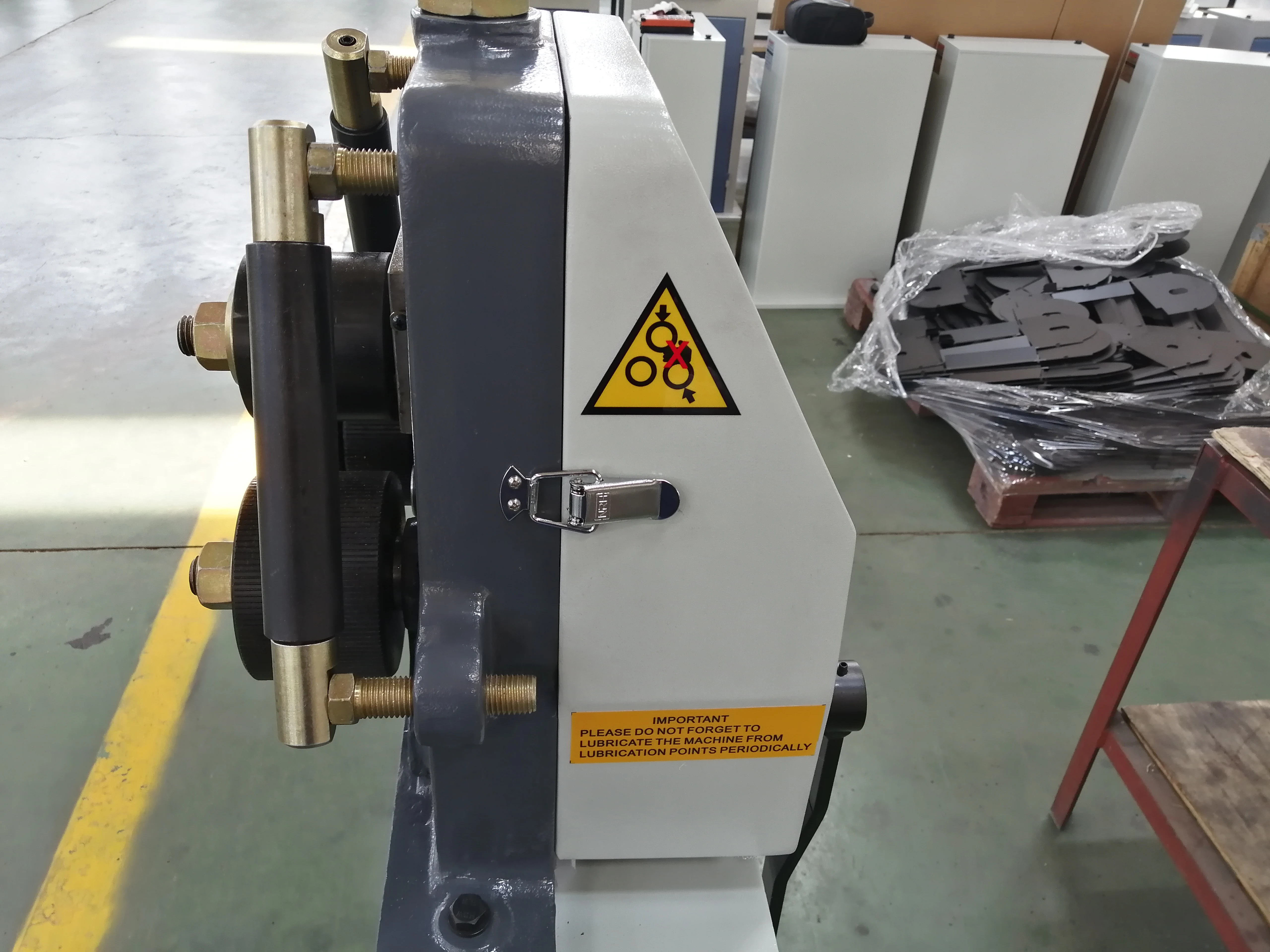 RBM10 TTMC Section Rolling Machine Manual Roll Bender