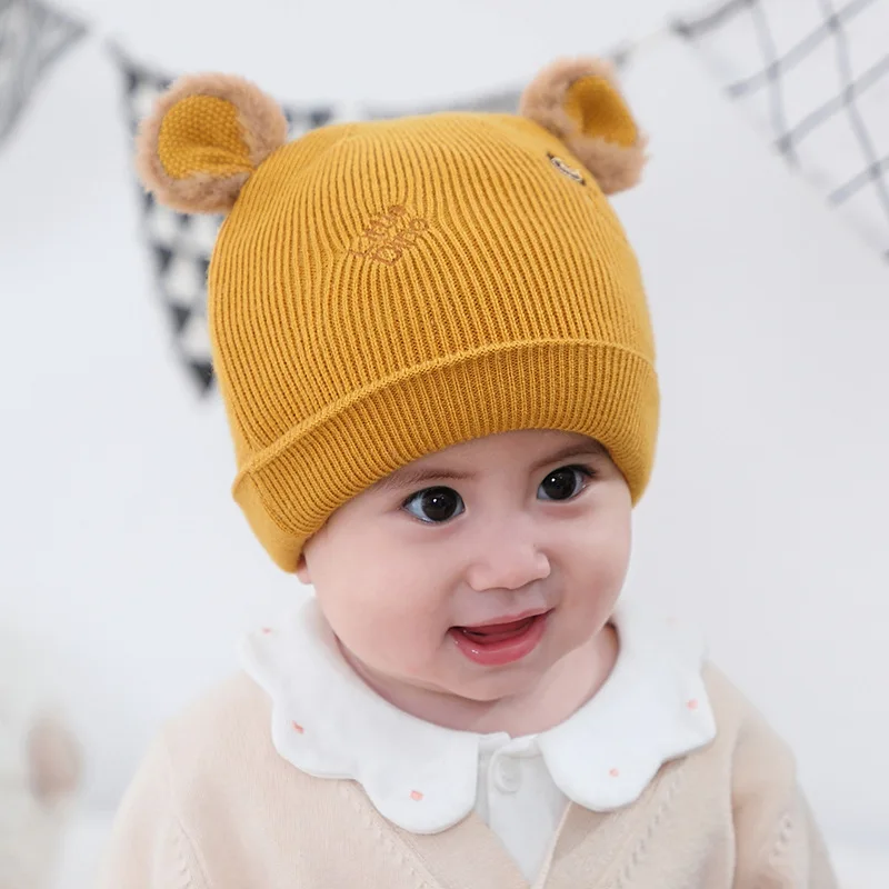 冬の暖かいかわいい赤ちゃんぬいぐるみ耳赤ちゃんニット帽英語と動物の刺繍 Buy 赤ちゃんの帽子 刺繍デザインかわいい赤ちゃん 赤ちゃんの冬の帽子 Product On Alibaba Com
