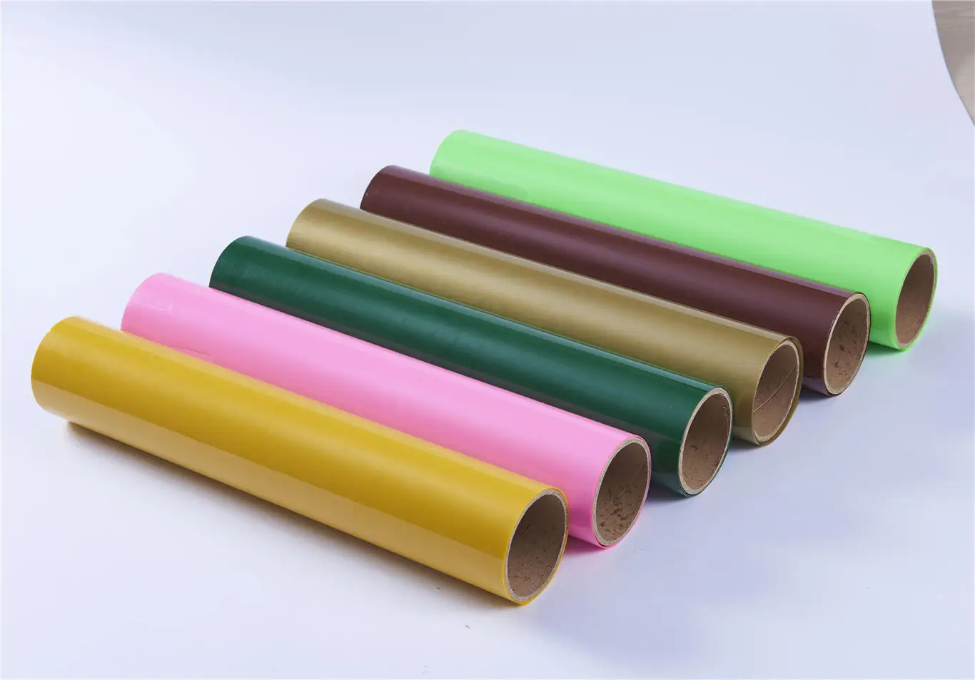 彩色易杂草htv Diy T恤热转印乙烯基a4 25厘米 31厘米服装衬衫纯色刻字膜 Buy 热转印刻字膜 T恤乙烯基箔 传热聚酯薄膜