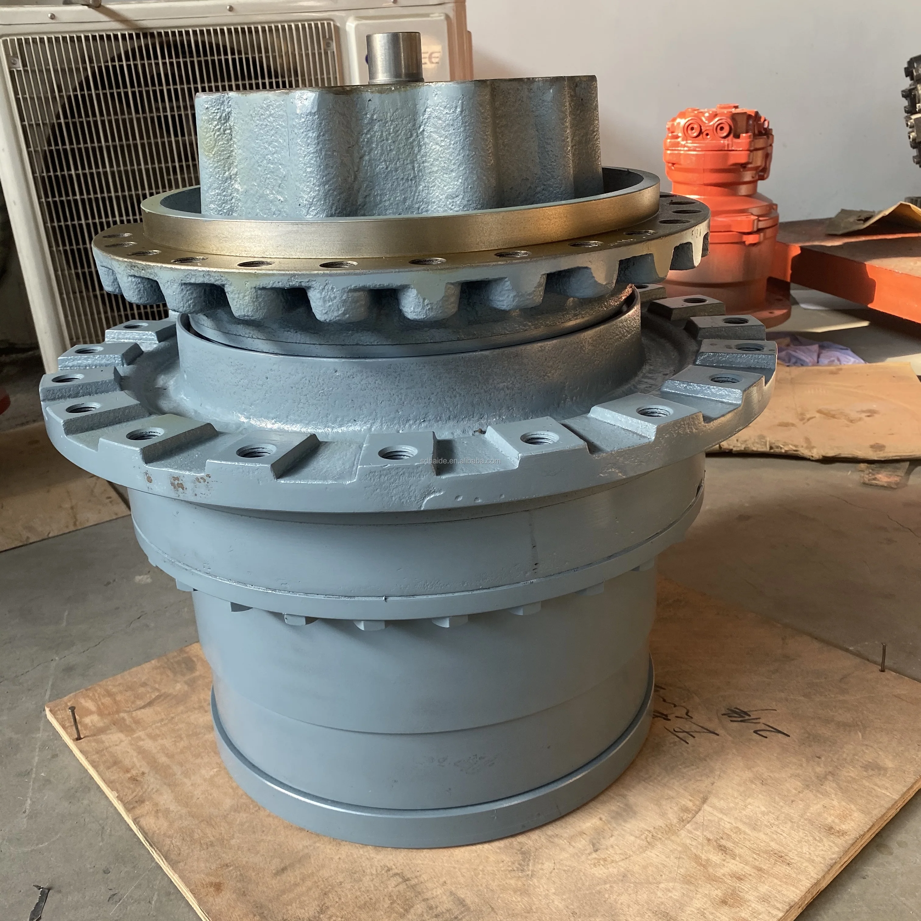 Excavator ZX330-3 ZX350-3 Travel Gearbox 9244944 - New OEM