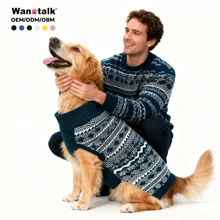 Factory Custom Cute Soft Polyester Cotton Pet Sweater New Floral Winter Fall Winter Christmas Costume Warm Comfortable Acrylic