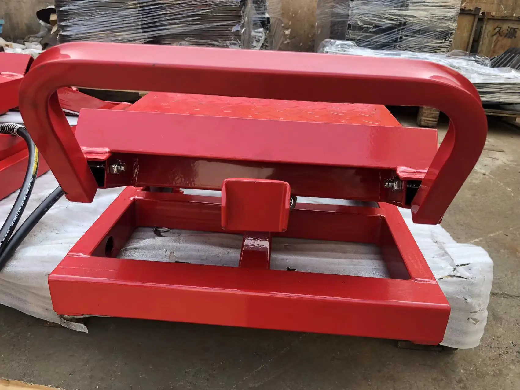 Car Ramp Set - 2 Ramps + Oil Pump & Pipes - 2T Hydraulic Lift