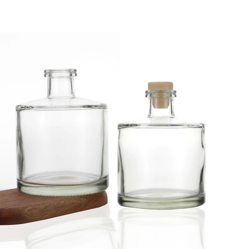 In Stock Promotion Price 500Ml Big Capacity Simple Classic Clear Empty  Round Fragrance Glass Perfume Diffuser Bottle With Cork