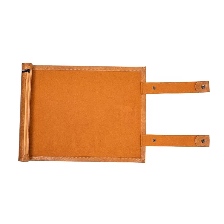 High Quality Custom Premium Leather Scroll Rolling Dice Mat With Zipper Storage Bag