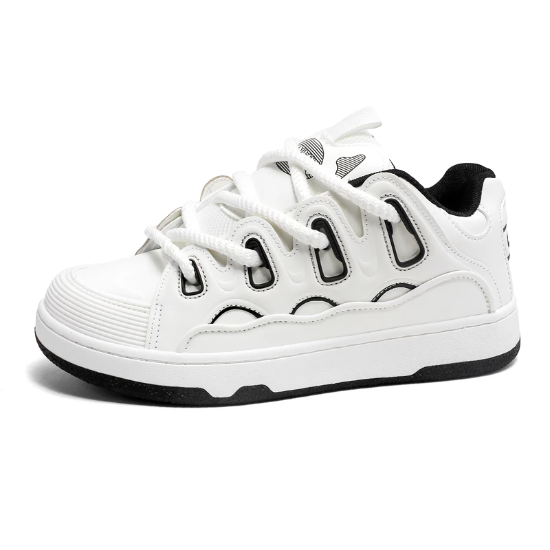2024 New Brand Logo Customize Men Flat Skateboarding Shoes Thick Sole Blank Leather Women Fashion Street Walking Sports Sneakers