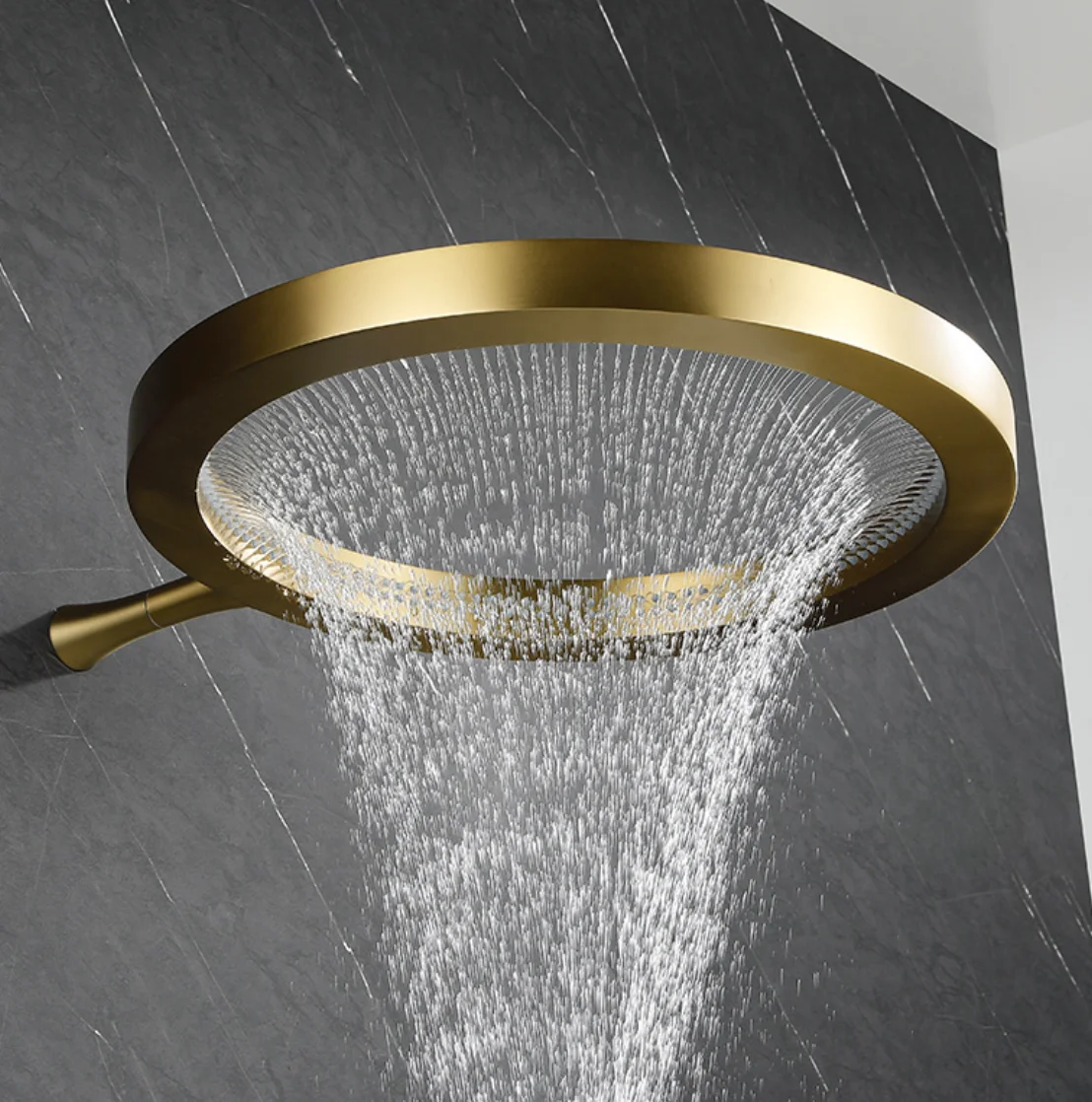 2025 Luxury Brass Round Waterfall Shower Set Bathroom Concealed Rainfall Hot and Cold Brushed Gold Shower System Sets
