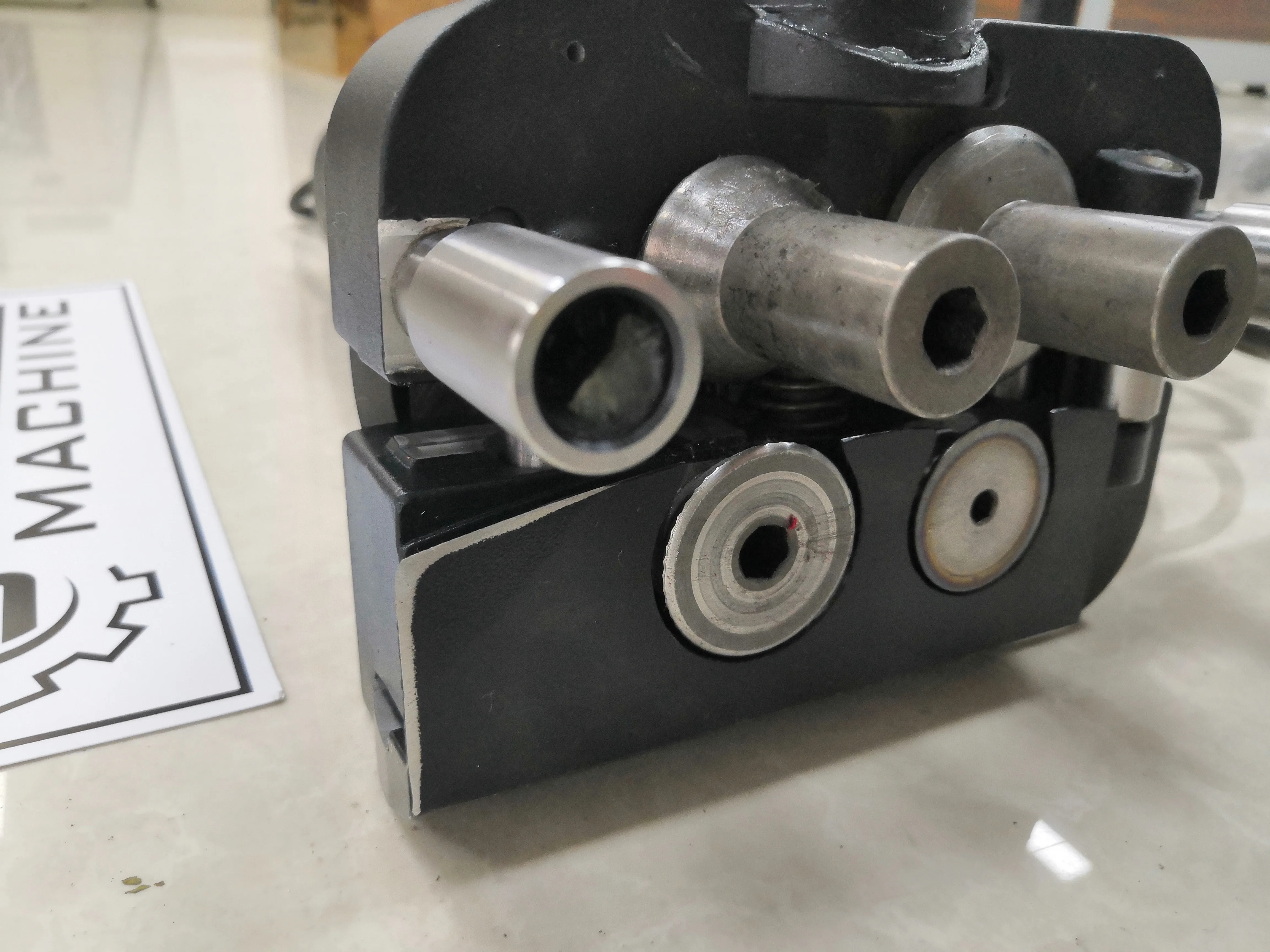 Top Quality Seam Locker Machine Easy to Operate Hand Hold Duct Seam Closer Machine