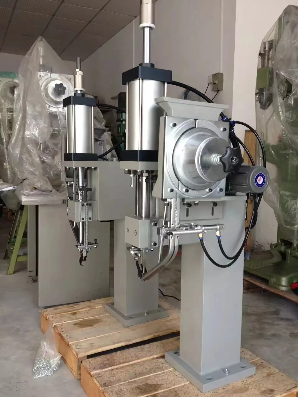 OEM/ODM Custom Precision Automatic Riveting Die Stamp Metal Parts Stamping Die Punch Mold From Factory