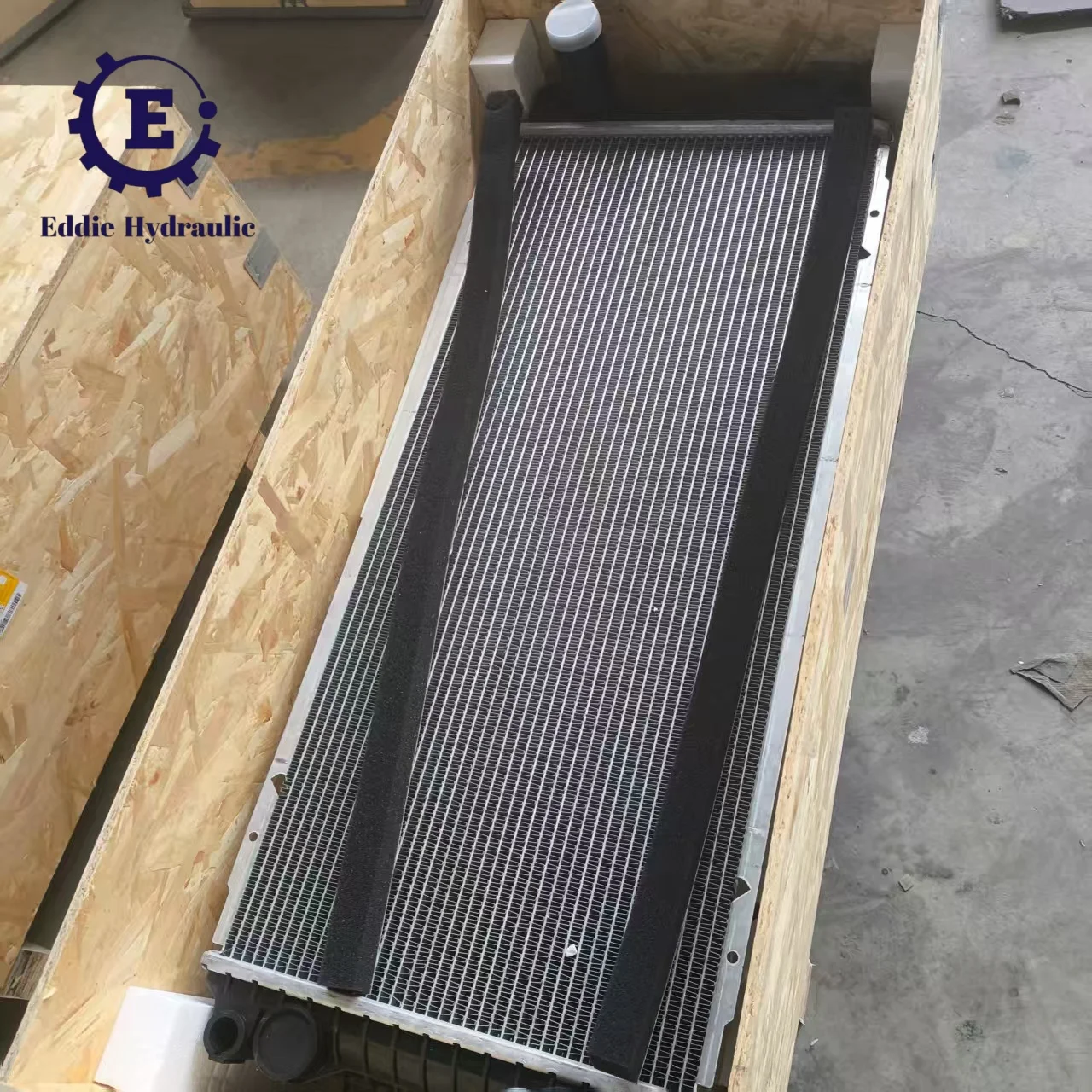 Construction Machinery Parts 561-03-81654 5610381654 Radiator